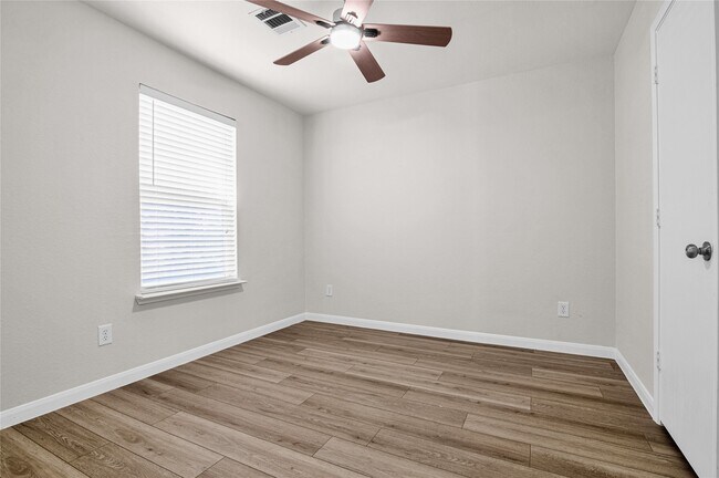 Building Photo - 29514 N Legends Bend Dr