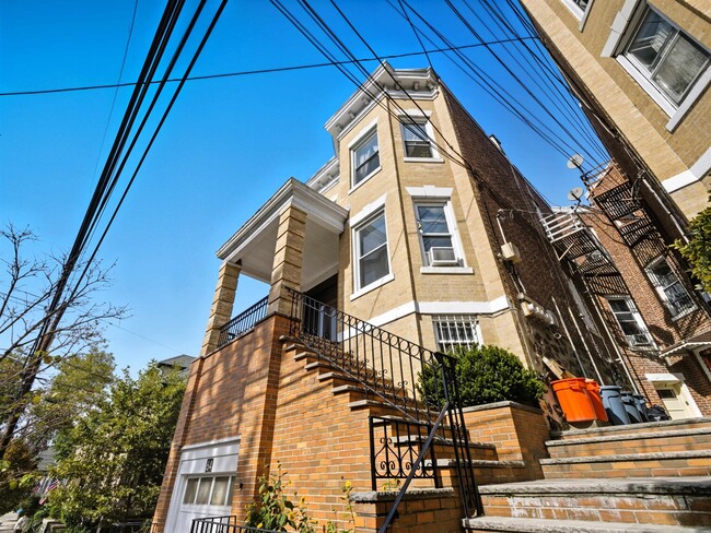 Building Photo - 64 Liberty Pl
