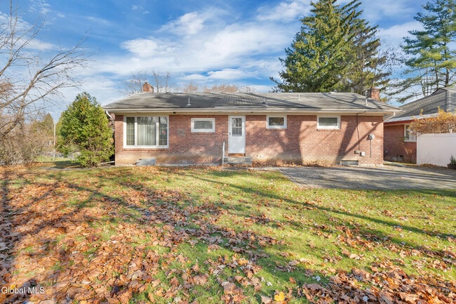 Building Photo - 188 Hackett Blvd