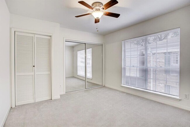 Building Photo - 3400 Timmons Ln