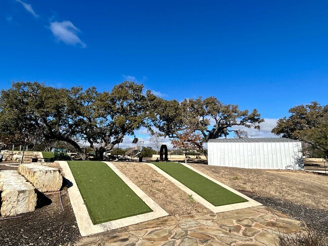 Building Photo - Hidden Trails, Bulverde, TX Spacious 4-Bed...