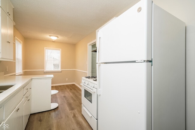 Building Photo - 3428 N Riley Ave