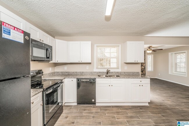 Building Photo - 332 Tupelo Rd