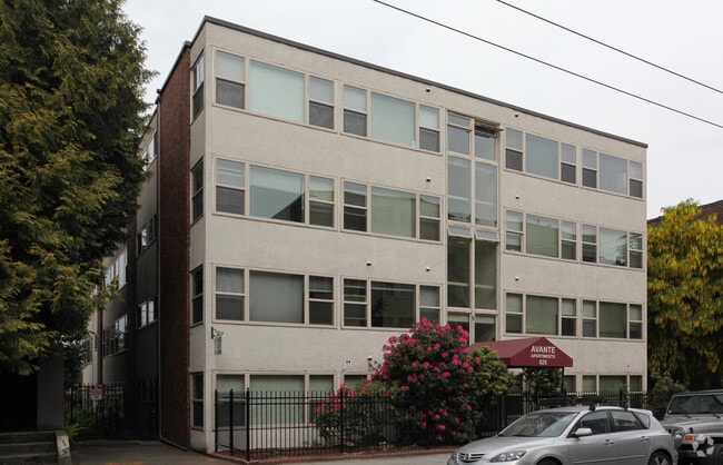 Building Photo - The Avante Apartments