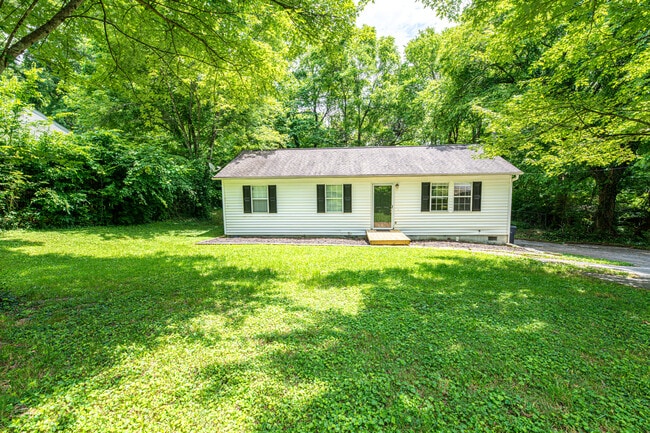 Building Photo - 320 Beechwood Dr