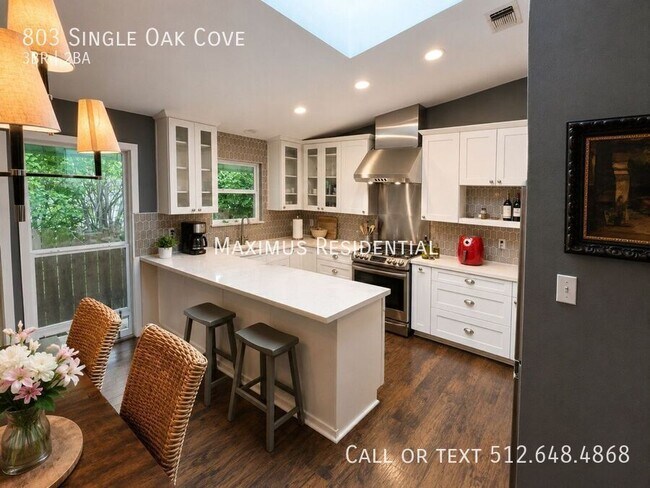 Building Photo - 803 Single Oak Cove