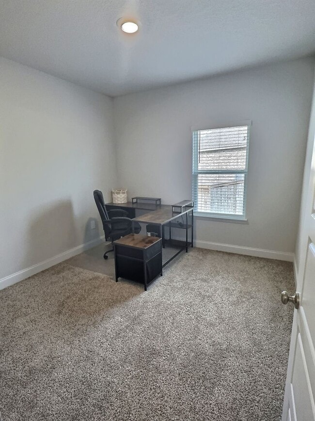 Building Photo - 11404 Harrison Ct