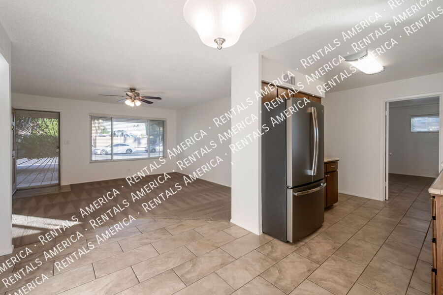 Building Photo - 626 N 62nd St