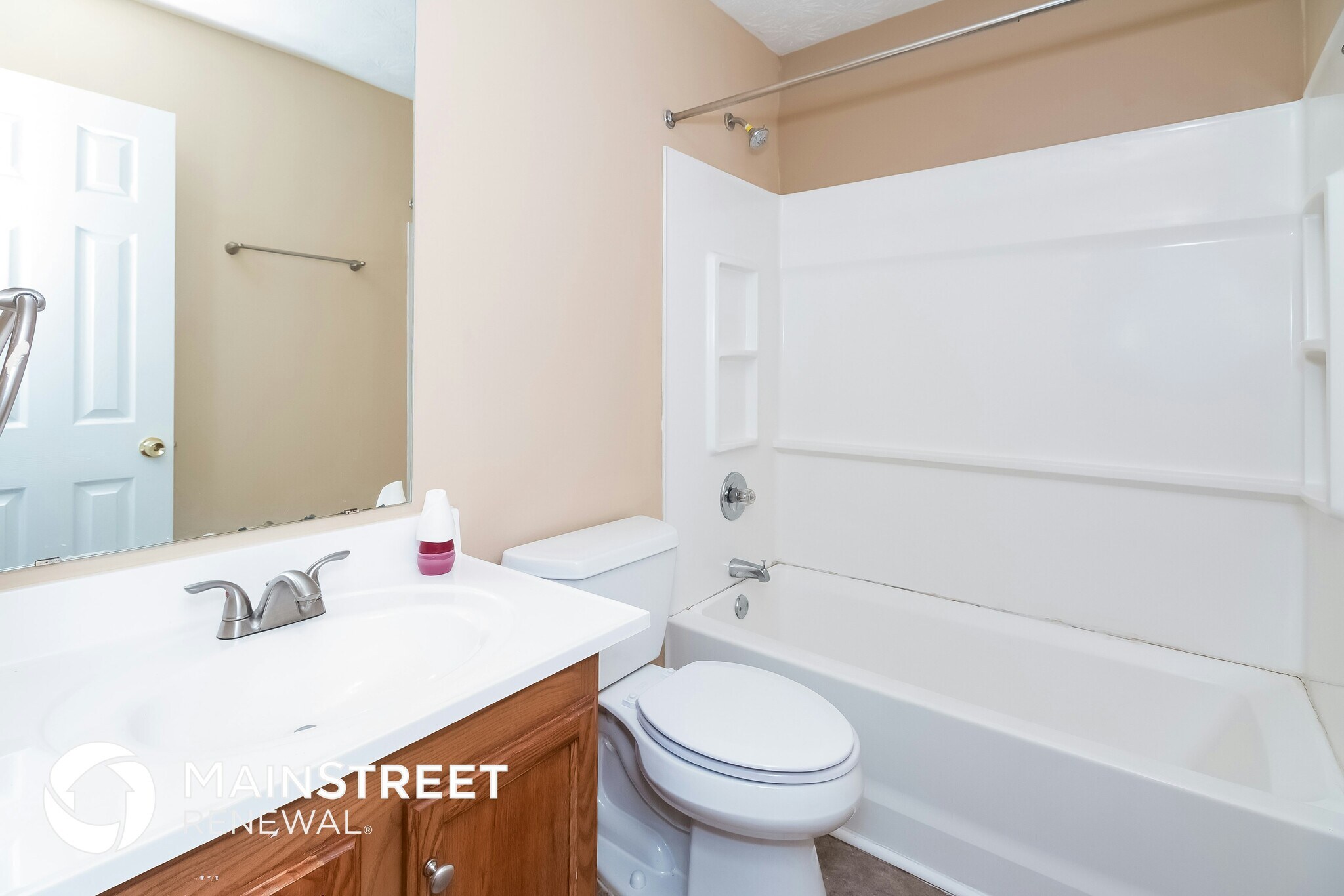 Building Photo - 685 Nassau St