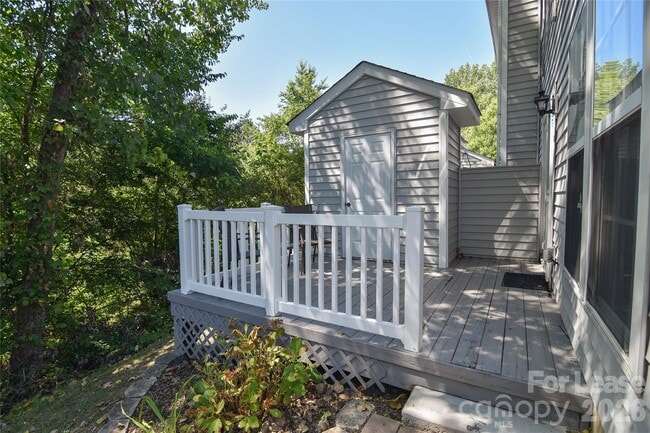 Building Photo - 3029 Misty Harbor Cir