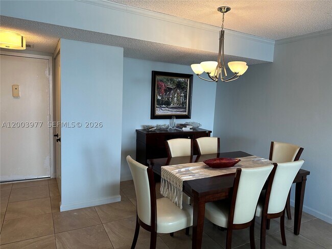 Building Photo - 427 Golden Isles Dr