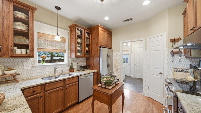 Building Photo - 1164 Misty Isle Dr