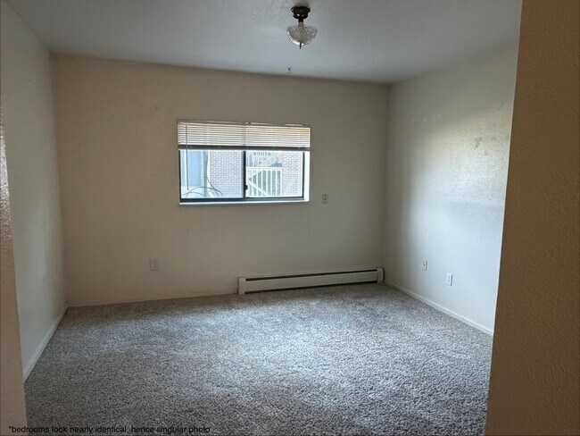 Building Photo - Two Bedroom Condo At Aspen Grove In North Boulder - Outdoor Pool & Year Round Hot Tub!