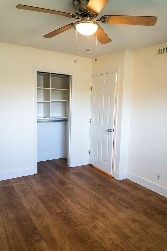 Building Photo - 120 Boggs Ct
