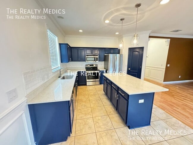 Building Photo - 308 Blue Cypress Dr