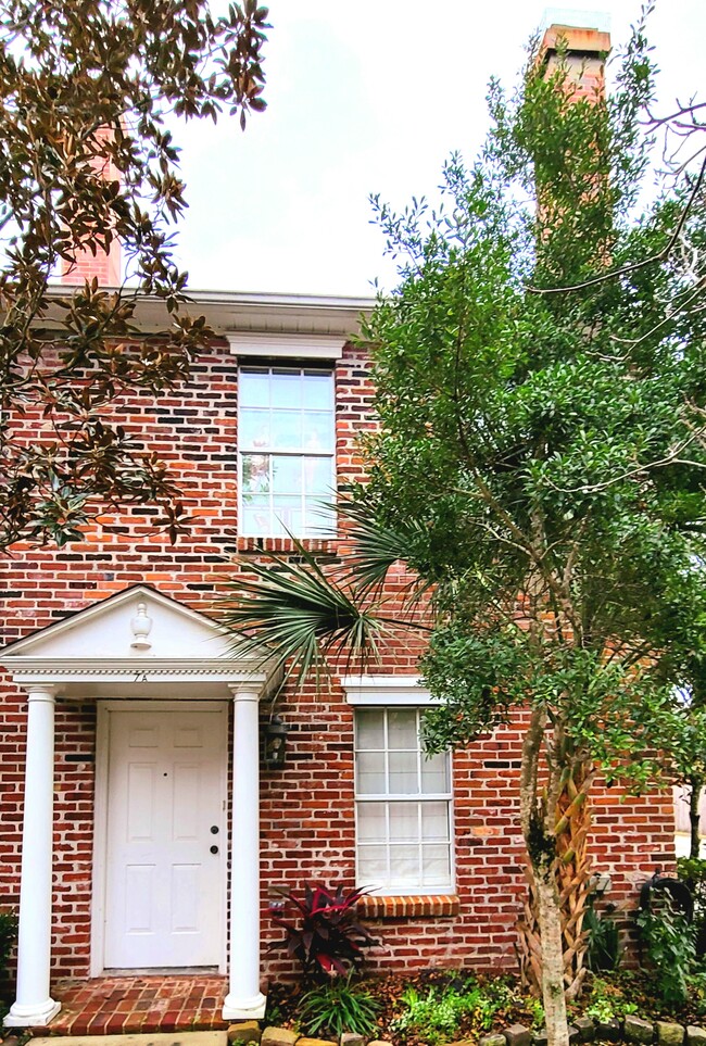 Front Door entrance (Outdoor electrical outlets near front and rear doors) - 416 Doucet Rd