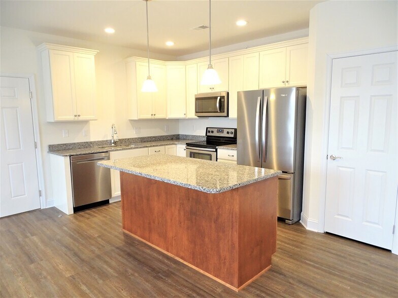 Building Photo - 20 Pequea Manor Dr