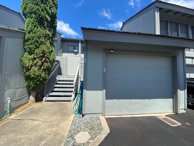 Primary Photo - Hillside Terrace