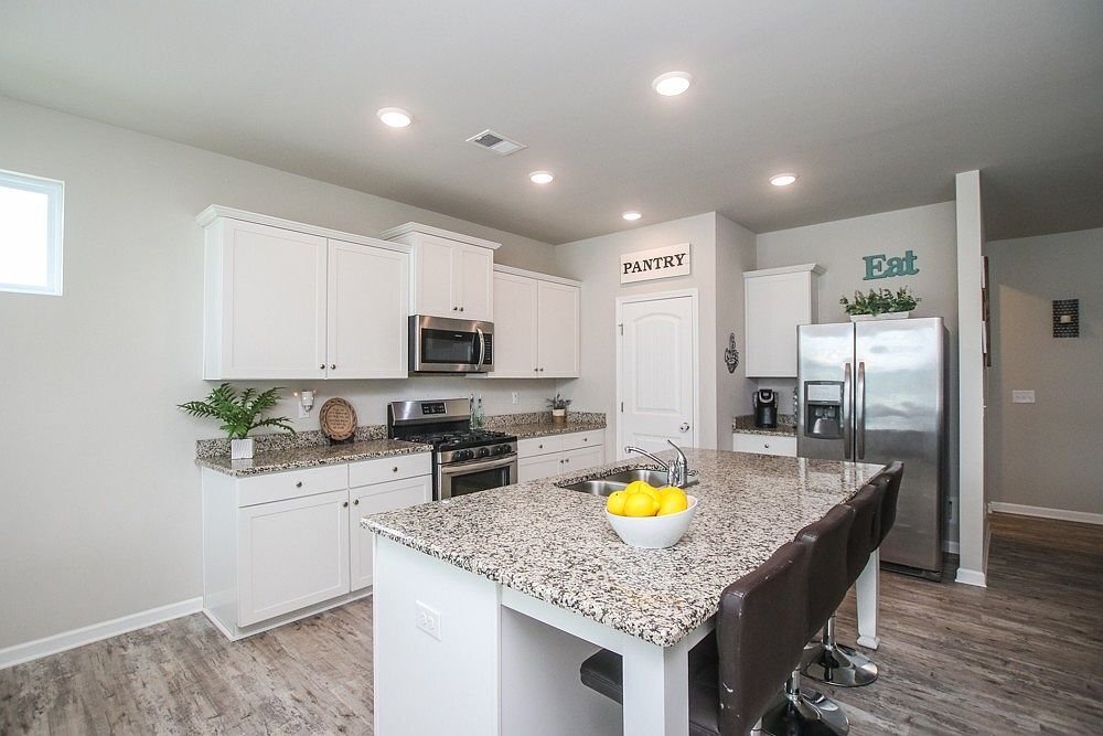 Building Photo - 203 Princeton Dr