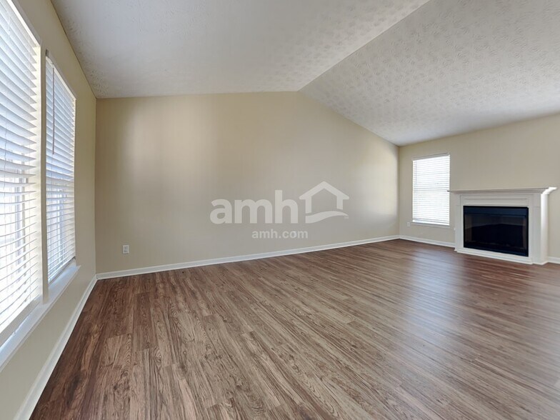 Building Photo - 5433 Fairford Ct