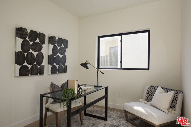 Building Photo - 3849 Don Tomaso Dr