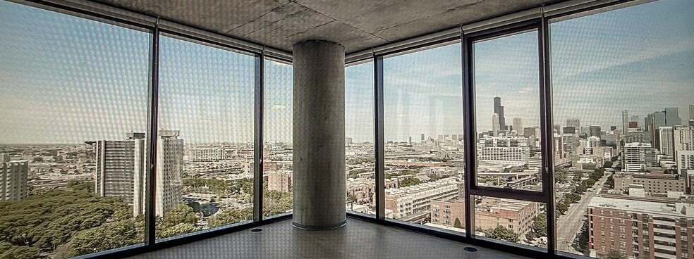 Building Photo - 2110 S Wabash Ave