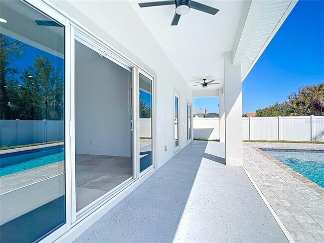 Building Photo - 159 Antilla Dr