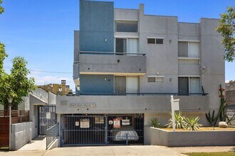 Building Photo - 6042 Barton Ave