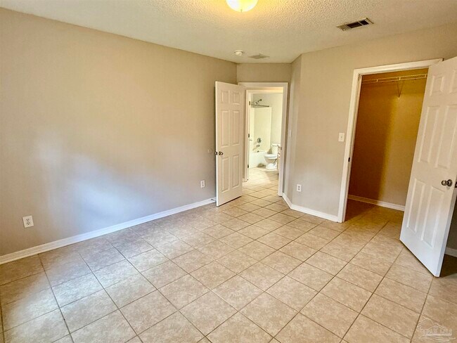 Building Photo - 11502 Aruba Dr