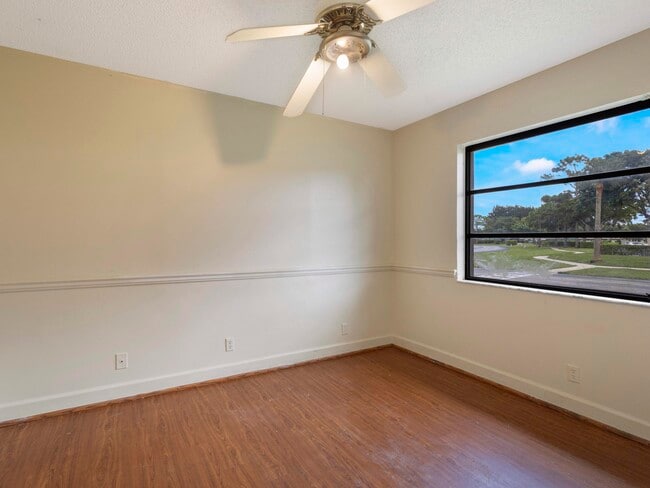 Building Photo - 1201 Pine Sage Cir