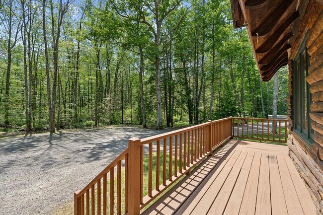 Building Photo - 531 Branch Road