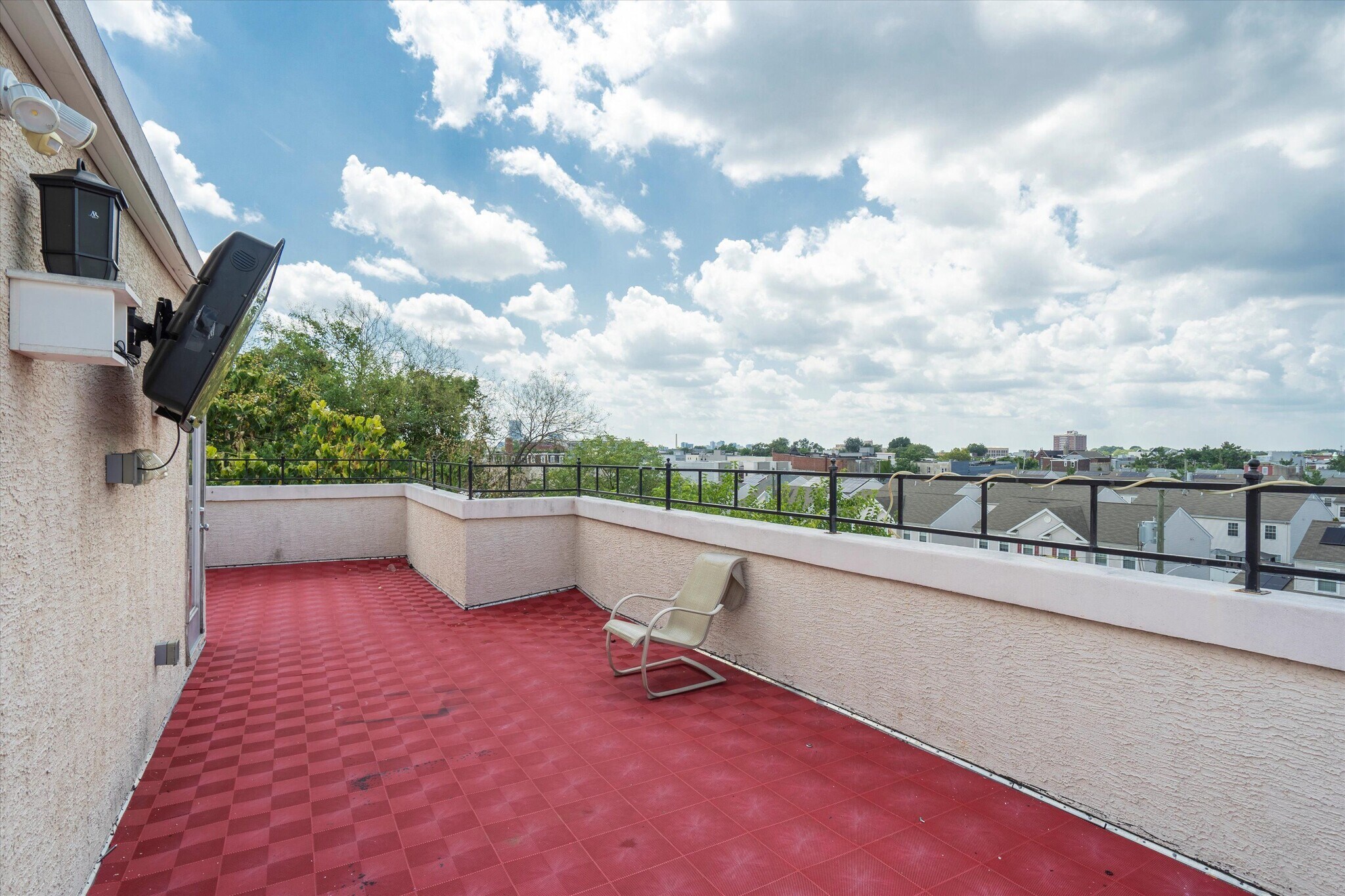 Building Photo - 1832 W Montgomery Ave