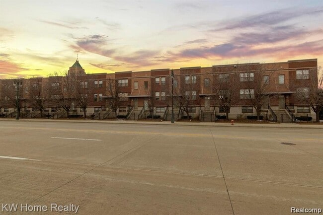 Building Photo - 7637 Woodward Ave