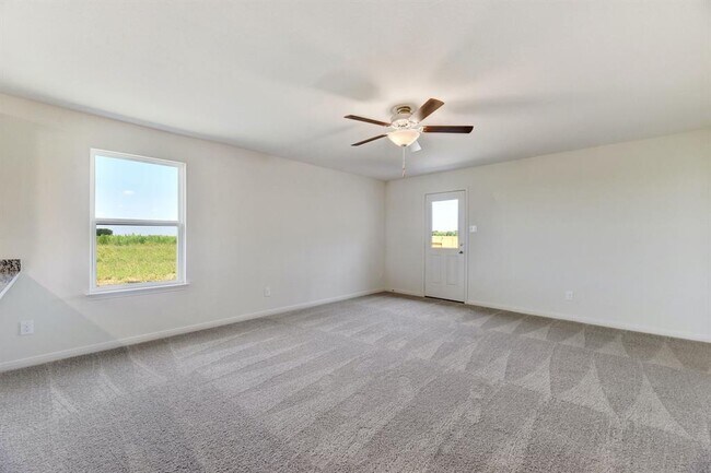 Building Photo - 18520 Quiet Range Dr
