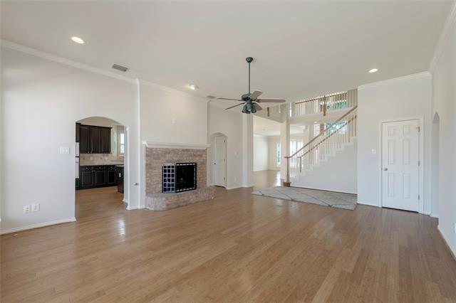 Building Photo - 3704 Roxbury Ln
