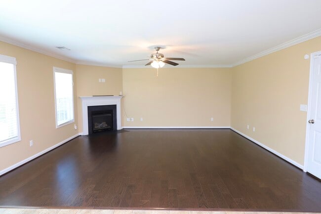 Building Photo - 1761 Nicholas Dr