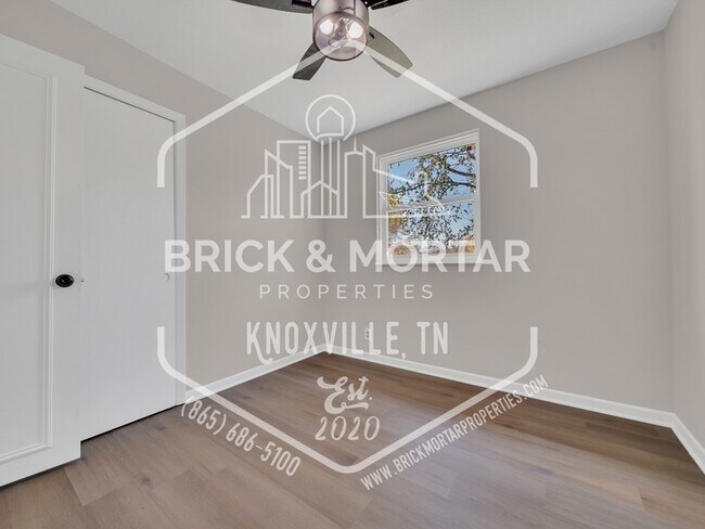 Building Photo - 1903 Huber Ct