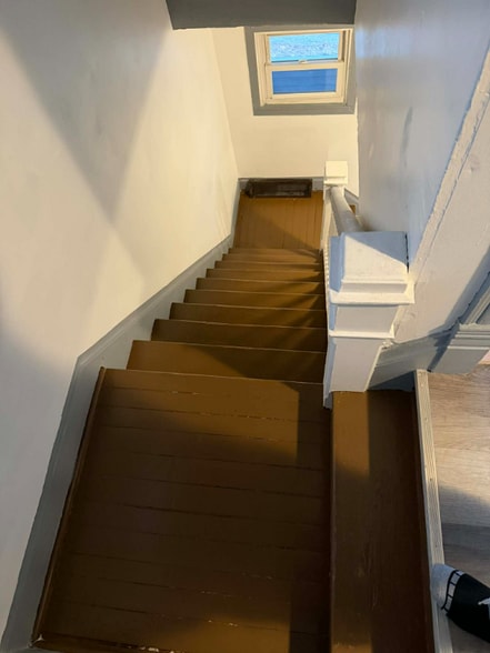 Building Photo - 101 2nd Ave