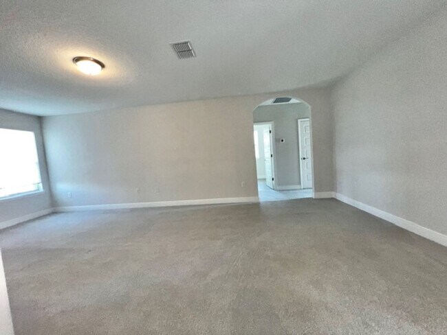 Building Photo - SPECTACULAR MODERN HOME!!Relaxing water views from the back of this beautiful home- MOVE IN Septe...
