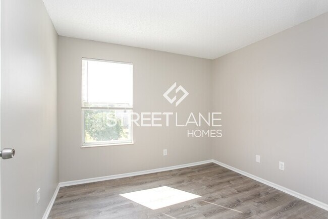 Building Photo - Charming 3 Bedroom in Galloway!