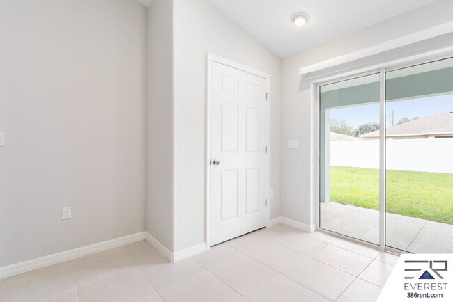 Building Photo - 34 Rosepetal Ln