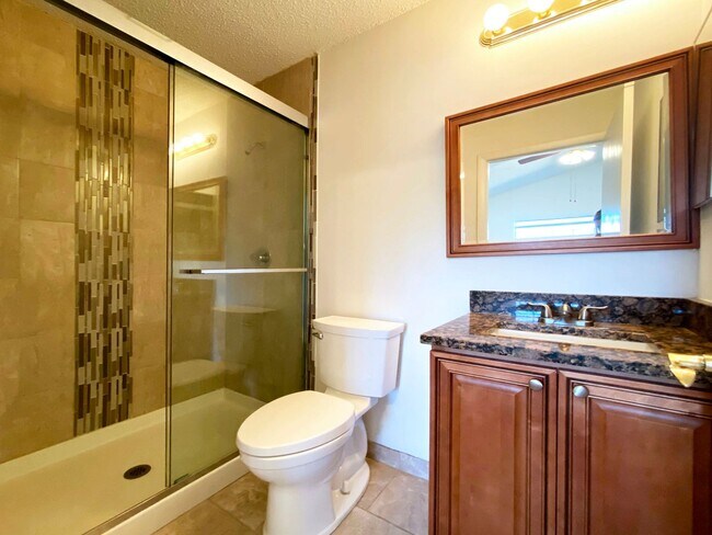 Building Photo - 2BD/2BA Single Family Home In West Palm Beach