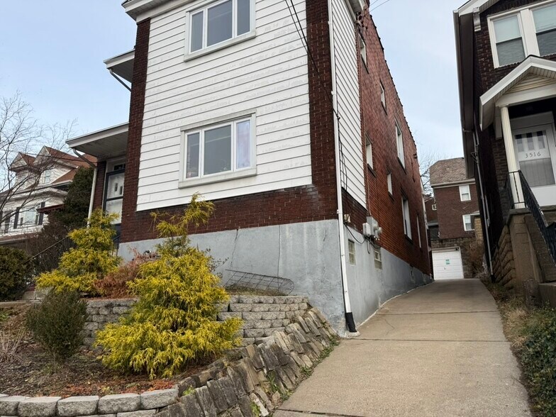 Building Photo - 3518 Beechwood Blvd