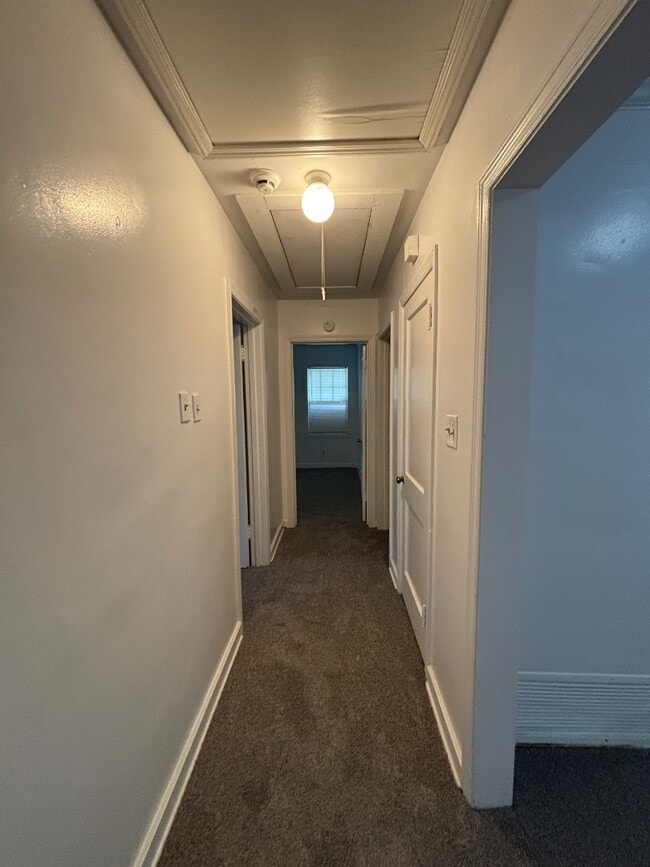 Building Photo - 3350 Ridgecrest St