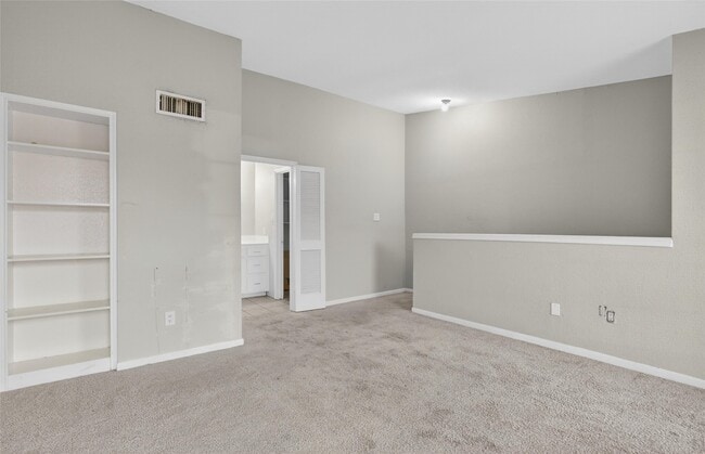 Building Photo - 9550 Deering Dr