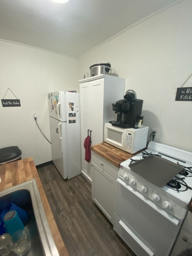 220 Ulysses St 220 Ulysses St Pittsburgh PA 15211 Apartment Finder