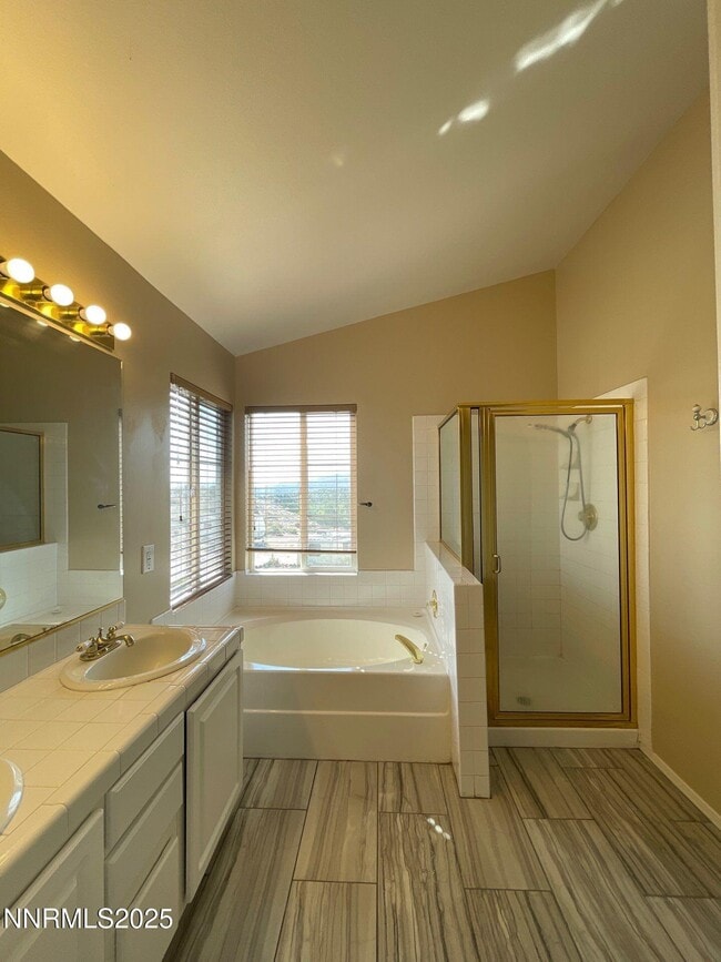 Building Photo - 5398 Coit Dr