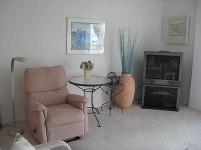 Building Photo - 100 The Esplanade S