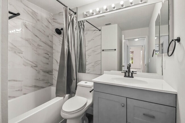 Building Photo - 13596 Weyburne Dr