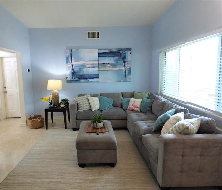 Building Photo - 1048 Mary Jane Ln